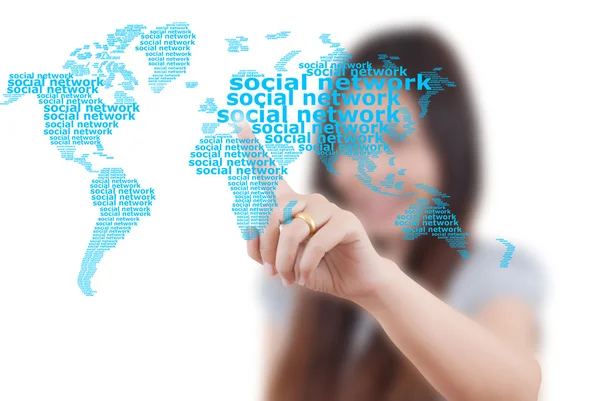 Ásia negócio senhora empurrando social rede no o quadro branco . — Fotografia de Stock