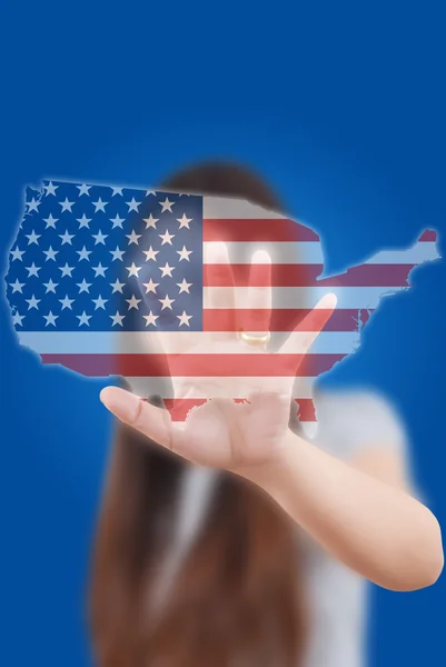 Mujer de negocios asiática empujando mapa bandera de EE.UU. —  Fotos de Stock