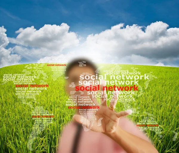 アジア系のビジネスマンの社会的ネットワークの世界地図をプッシュ — ストック写真