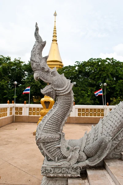 泰国寺内的佛像 — 图库照片