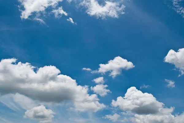 Cloud on the blue sky. — Stock Photo, Image