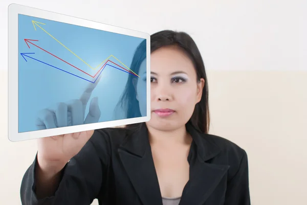 Geschäftsfrau schiebt Graphik für den Handel Börse — Stockfoto