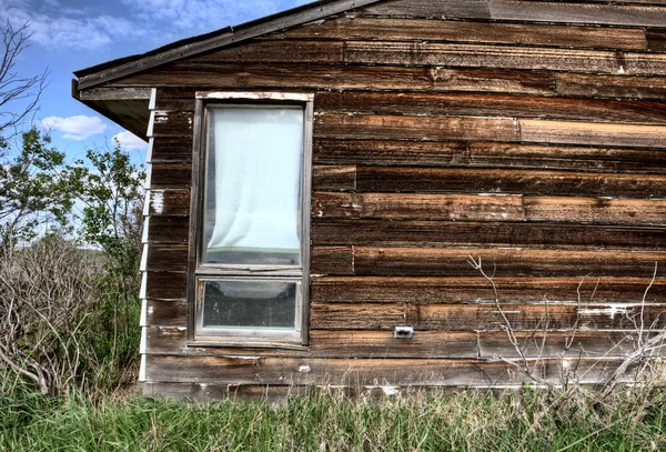 Exterieur verlaten huis — Stockfoto