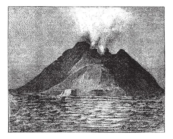 Vulkan ausbrechend, Stromboli, Italien, Vintage-Gravur. — Stockvektor