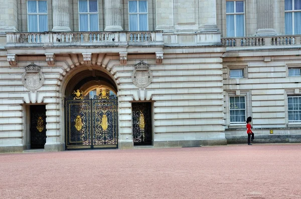 Buckingham palace — Stockfoto