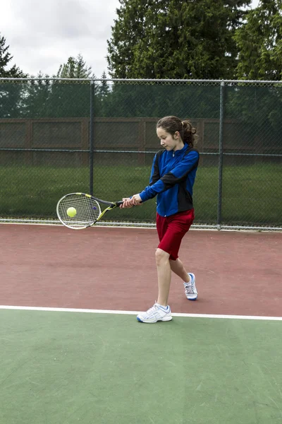 Két tenisz fonák kézzel, balkezes játékos — Stock Fotó