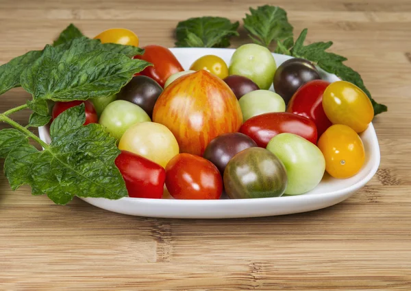 Colorful Cherry Tomatoes on Natural Bamboo Wood — Stock Photo, Image