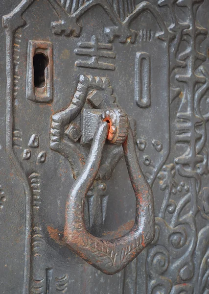 Pegangan pintu logam tua — Stok Foto