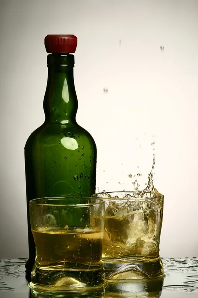 Salpicadura de whisky — Foto de Stock