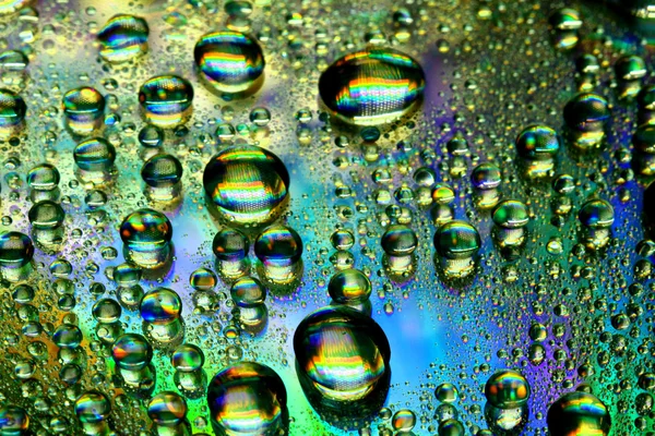 Veelkleurige waterdrops — Stockfoto