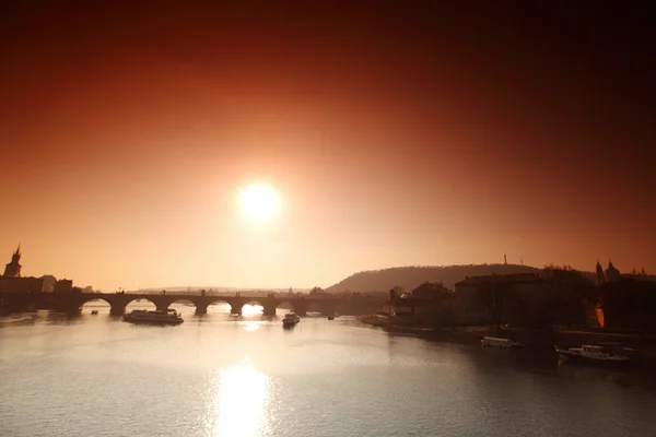 Panorama Karlov ou pont Charles à Prague en automne — Photo