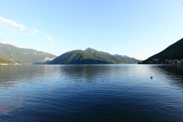 Lugano sjön landskap — Stockfoto