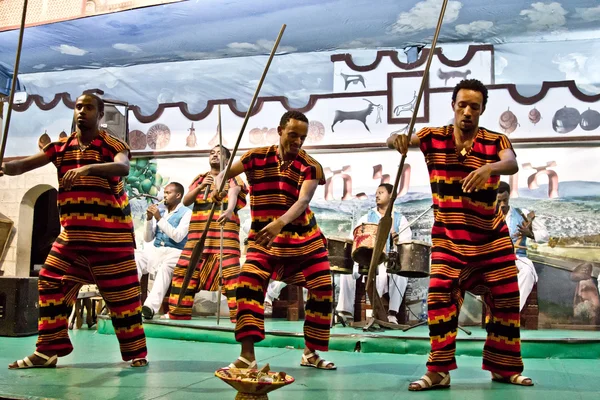 Эфиопский национальный танец — стоковое фото