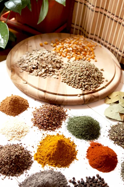 Aromatic spices — Stock Photo, Image