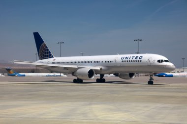 United Airlines Boeing 757