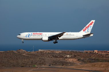 arası air Europa boeing 767-300