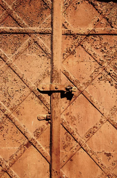Vintage retro roestige stalen deur achtergrond — Stockfoto