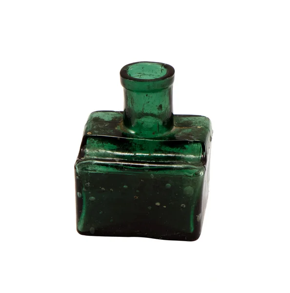 Vintage yeşil cam şişe üzerinde beyaz izole — Stok fotoğraf
