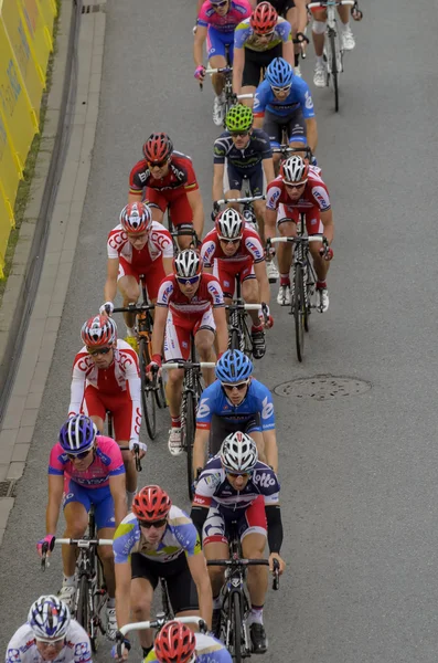 69 etappe Ronde van Polen, 4e etappe van bedzin naar katowice. — Stockfoto