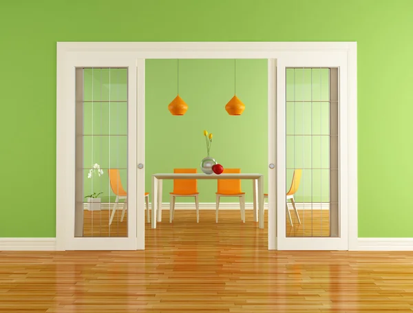 Yeşil ve turuncu yemek odası — Stok fotoğraf