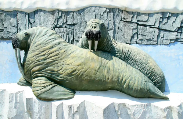 Скульптура Моржа — стоковое фото