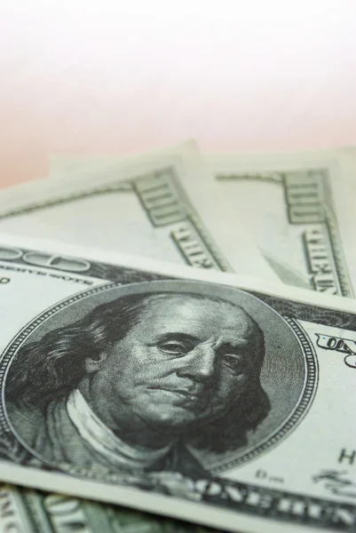 Δολάρια ΗΠΑ στο τραπέζι και μια θέση για το κείμενό σας — Φωτογραφία Αρχείου