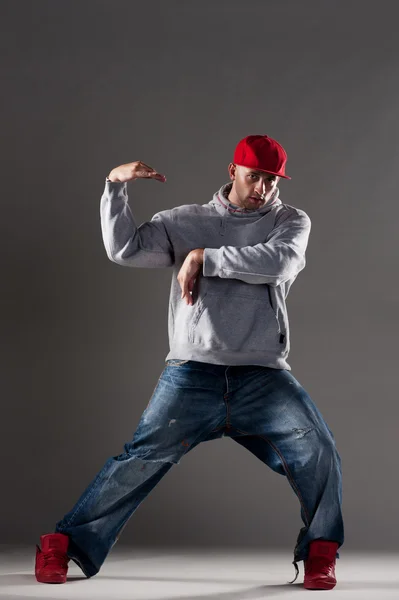 Homem de hip-hop dançando — Fotografia de Stock