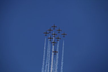 Bucharest, Romanya - 22 Temmuz: İtalyan demoteam frecce tricolori, Bükreş airshow, Romanya, 22 Temmuz 2012