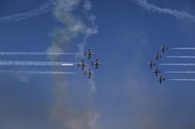 Bucharest, Romanya - 22 Temmuz: İtalyan demoteam frecce tricolori, Bükreş airshow, Romanya, 22 Temmuz 2012