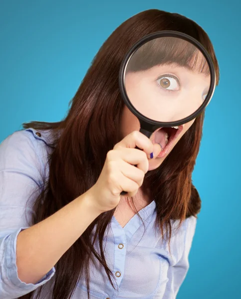 Woman Holding Magnifying Glass — Stock Photo, Image