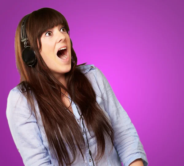 Surprised Woman Wearing Headphone — Stock Photo, Image
