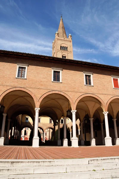 Basilica Abbey of San Mercuriale and cloister in Forlì, Italy — Stok fotoğraf