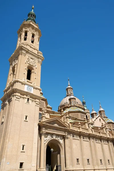 Our Lady of the Pillar Basilica Cathedral in Zaragoza — Stock Photo, Image