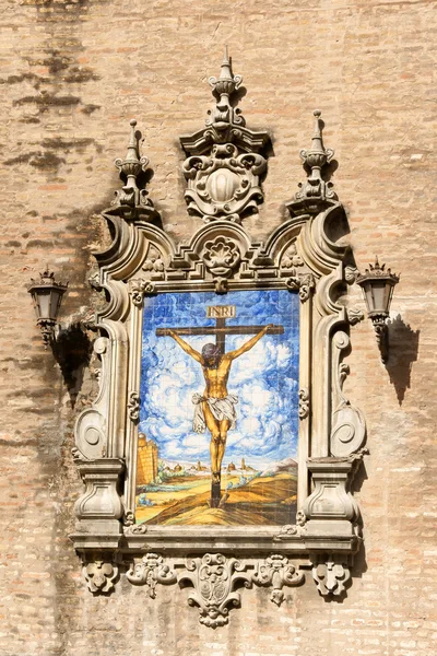 Azulejos Ježíše na kříži, kostel Zvěstování Panny Marie v sev — Stock fotografie