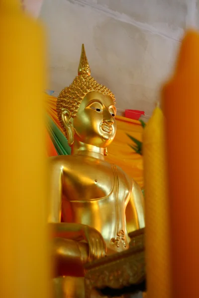 Будда статуя в цьому — стокове фото