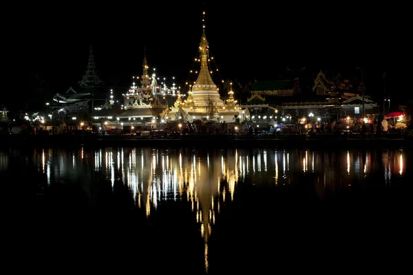 Tempio della Thailandia settentrionale — Foto Stock
