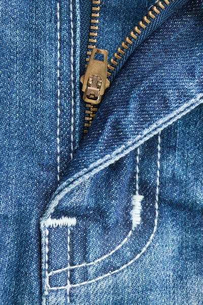 Das Gestell der blauen Jeans — Stockfoto
