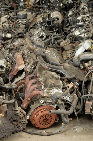 再利用可能な車のエンジン — ストック写真