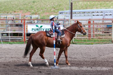 küçük pantolon rodeo