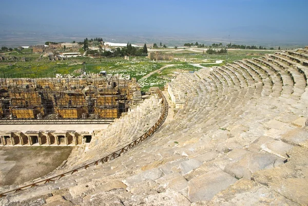 Ruínas do anfiteatro em Hierápolis, Turquia . — Fotografia de Stock