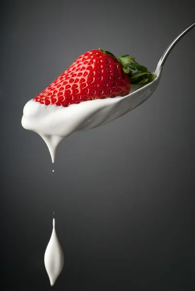 Strawberry drip in air — Stock Photo, Image