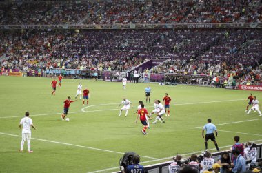 Jesús Navas with the ball