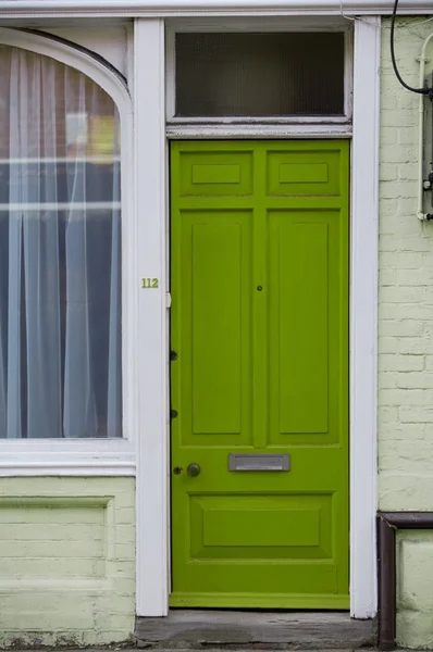 Groene deur — Stockfoto