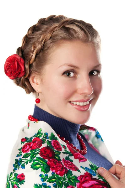 Молодая женщина в украинском стиле — стоковое фото