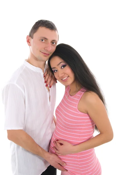Pareja embarazada caucasoide padre, madre asiática — Foto de Stock