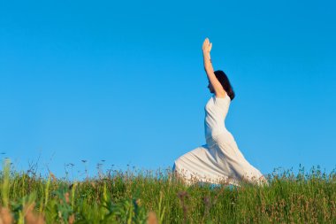 Yoga yapan kadın