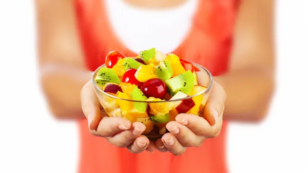 Sağlıklı meyve salatası — Stok fotoğraf