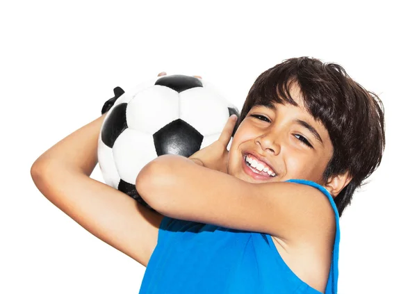 Söt pojke spela fotboll — Stockfoto