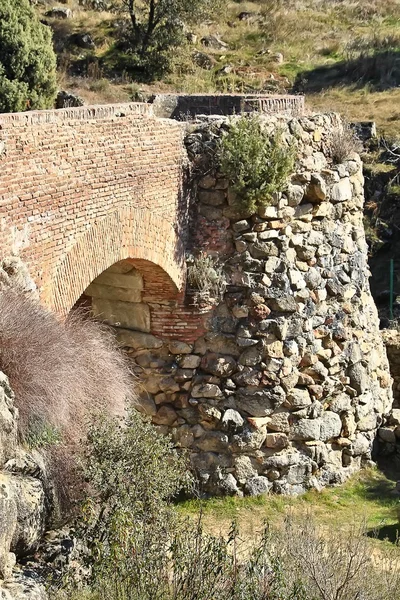 Hydraulische Mühle in Valdemorillo, Spanien zerstört — Stockfoto