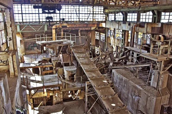 Manufactures machinery abandoned coal processing — Stock Photo, Image